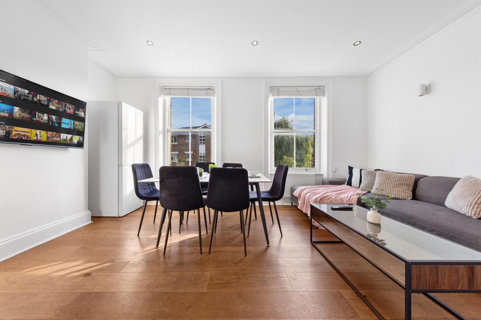 Luxury 4 Bedroom Flat With Stunning Shard View From Terrace In Central London! Next To Station, Sleeps 9 Kültér fotó